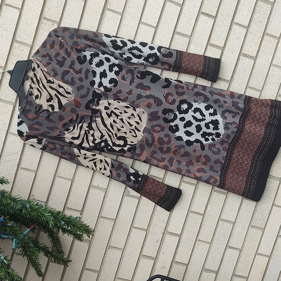 Leopard 🐆 Dress - Picture 10 of 10